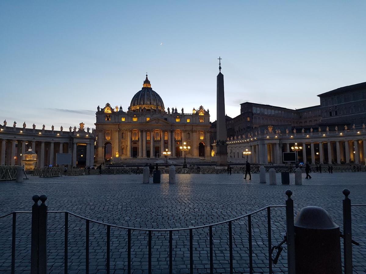 Your Home Near To The Vatican ローマ エクステリア 写真